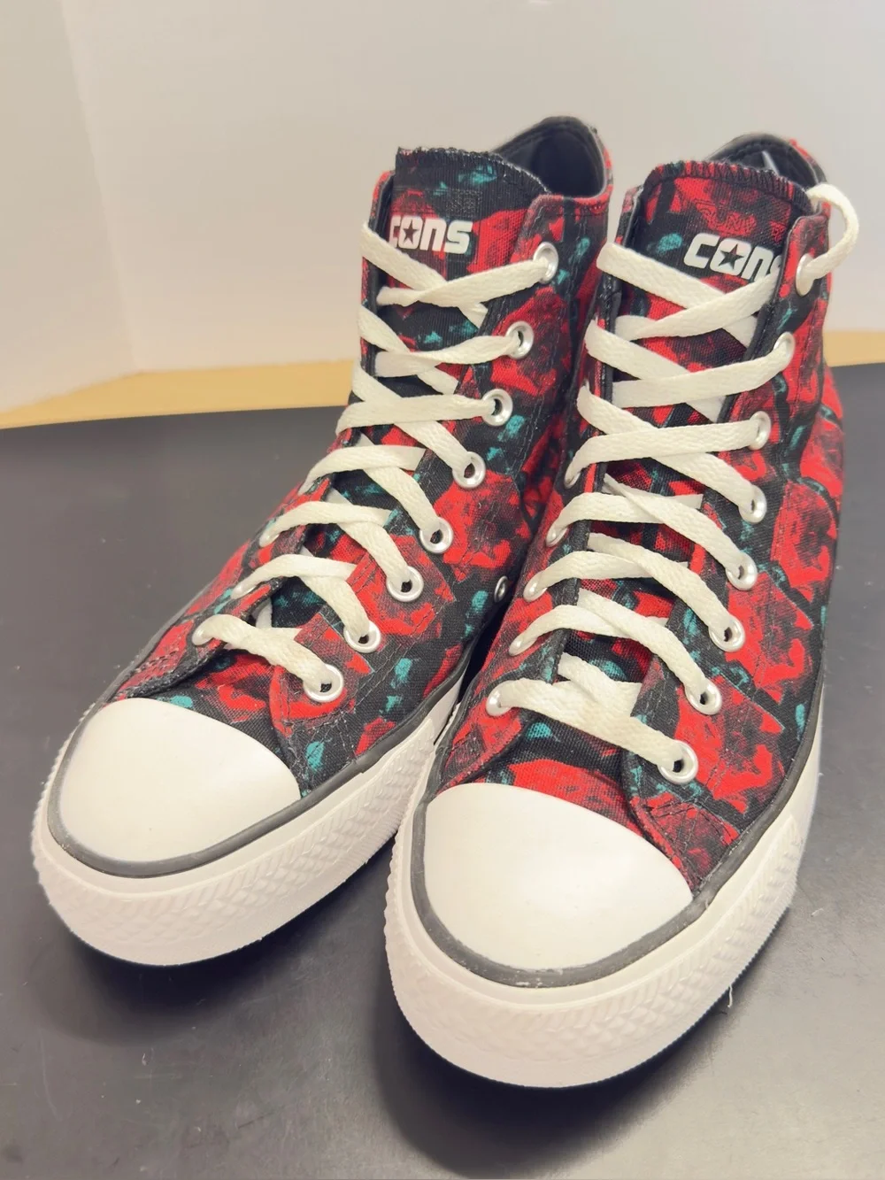 Converse Chuck Taylor All Star Pro Much Love Roses High Top Size M8/W10